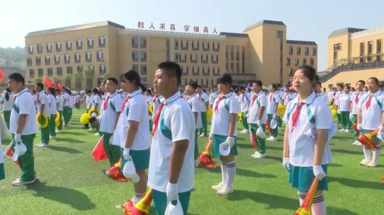 普法教育进校园 知法守法促成长